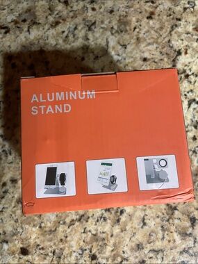 Aluminum Stand - Orange Packaging